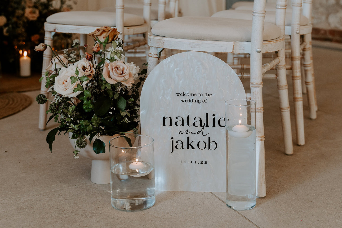 Acrylic arch welcome sign, wedding welcome sign, pearl marble acrylic , welcome sign , statement wedding decor , marble wedding acrylic , pearl acrylic , welcome to the wedding of , wedding date and couples names. Wedding photography, wedding stationery , wedding stationer , acrylic signage, acrylic wedding signage